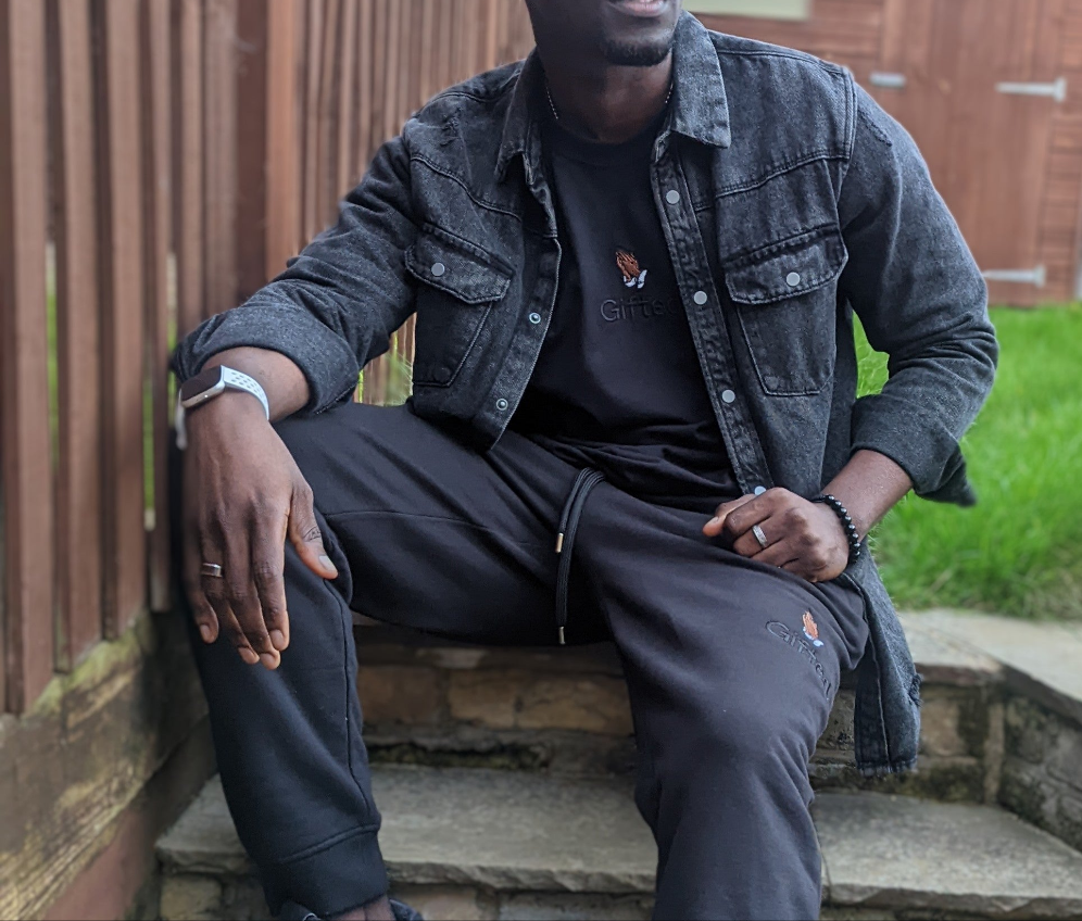 black t shirt man